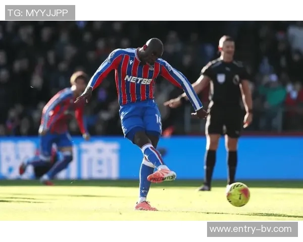 尤文图斯计划以3000万欧元引进水晶宫前锋马特塔加强阵容 尤文图斯计划以3000万欧元引进水晶宫前锋马特塔加强阵容