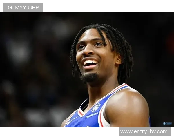 火力全开马克西首节狂砍17分2助助力球队取得领先